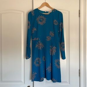 ☀️LOFT flare dress Size 4
